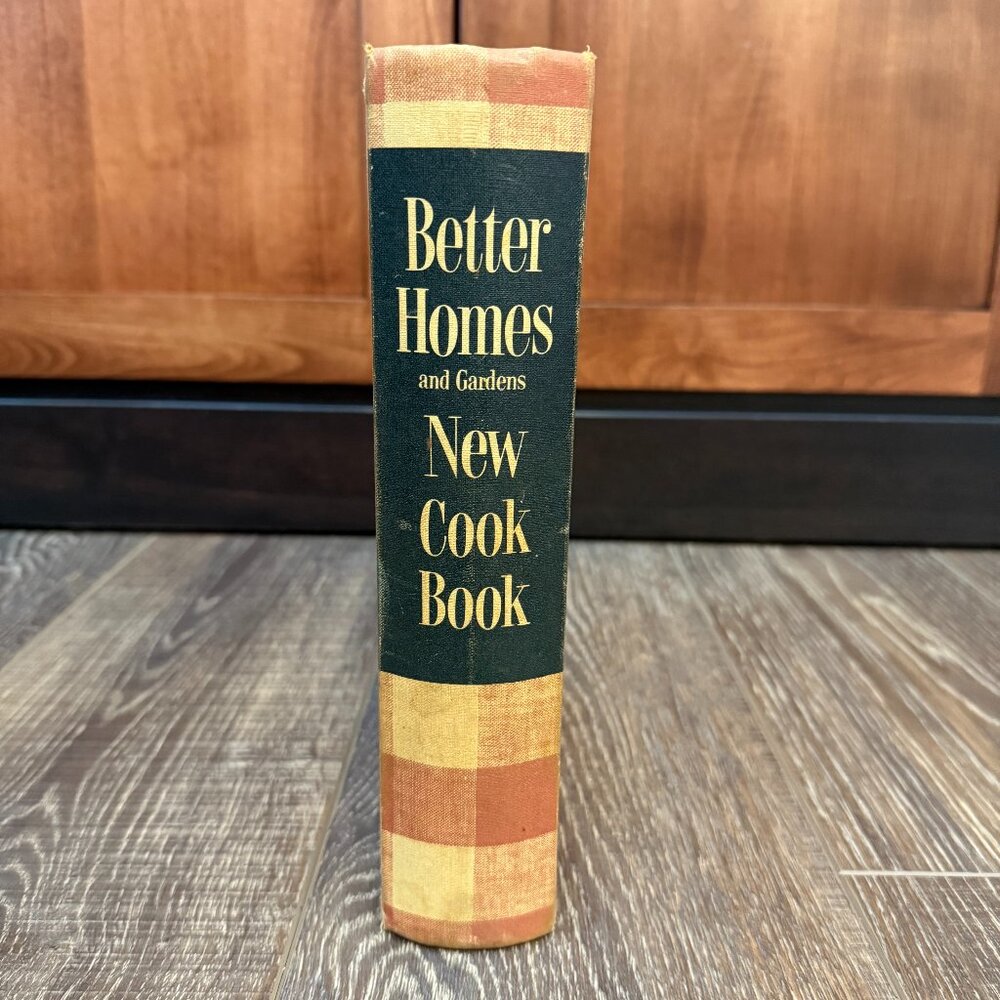 Better Homes and Gardens New Cook Book - 1953 - Picture 6 of 12